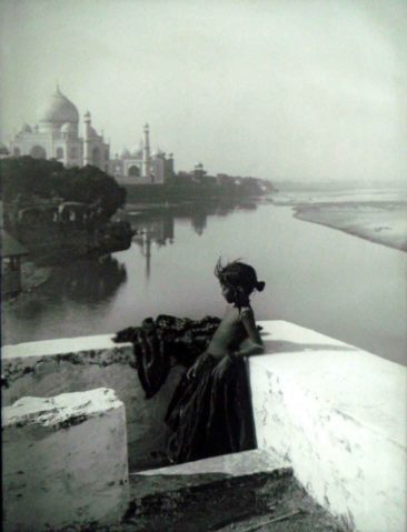 girl near taj mahal. taj in background, girl watching taj mahal, george gaste